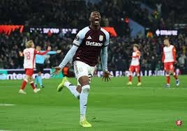 棒球与增强现实技术让现场球迷通过AR眼镜实时看到球的运动数据