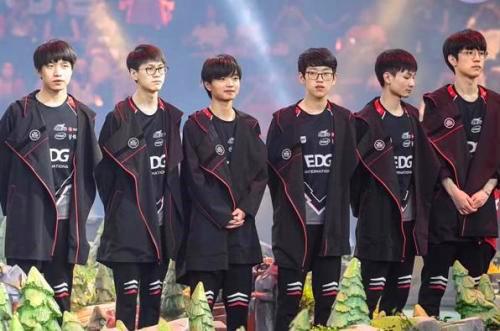 马杜埃凯的 马杜埃凯的